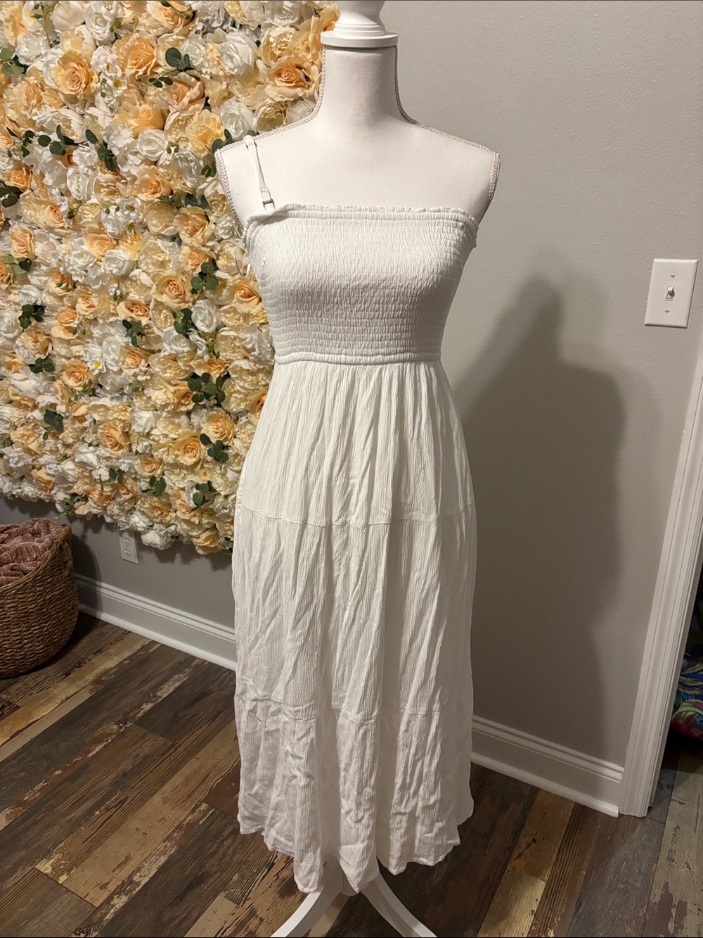 Hollister White Strapless Smocked Maxi Dress